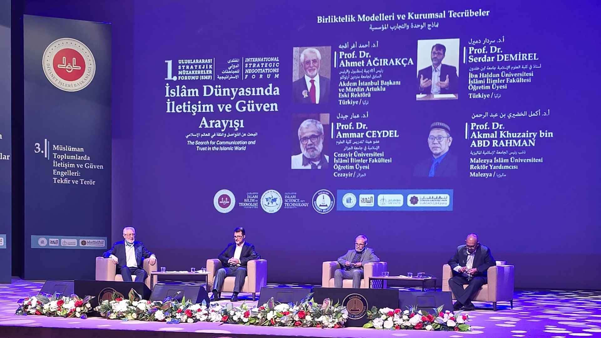 Prof. Dr. Serdar Demirel İslâm Dünyasında İletişim ve Güven Arayışı Forumu’nda Bir Tebliğ Sundu