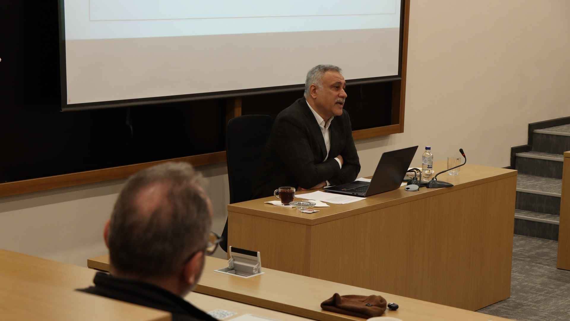 İslami İlimler Konuşmaları’nın On Beşincisinde Hukuk Düşüncesinde Dönüşüm Konuşuldu